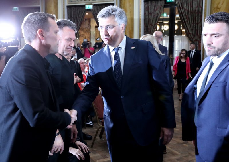 Evo što su na komemoraciji govorili premijer Plenković i gradonačelnik Tomašević