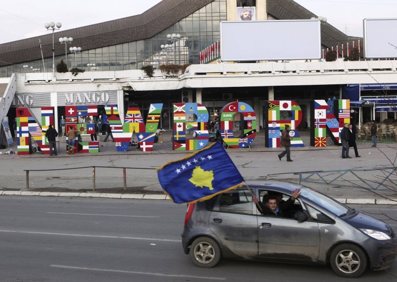 Azem Vlasi: Ni na Kosovu ne cvjetaju ruže