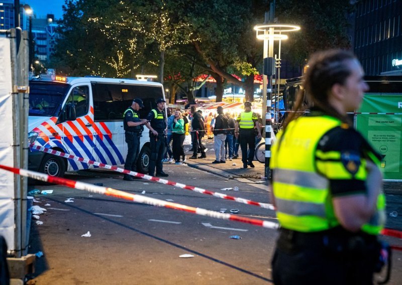 Troje ozlijeđenih u pucnjavi na karnevalu u Rotterdamu