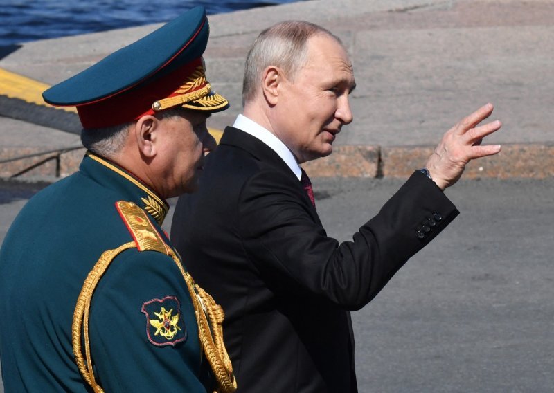 Putin pod okriljem noći posjetio zapovjednika ruske vojske u Ukrajini