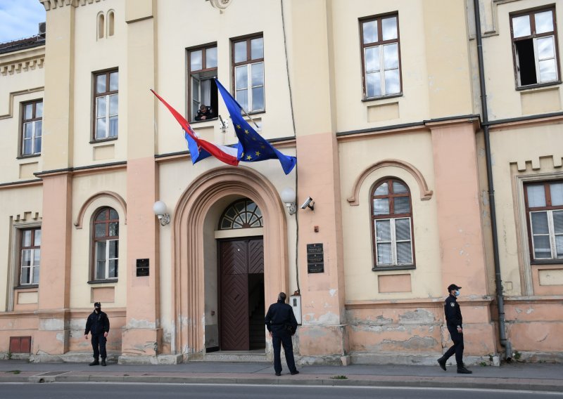 Bjelovar: Profesor klarineta osuđen na sedam godina zatvora zbog pedofilije