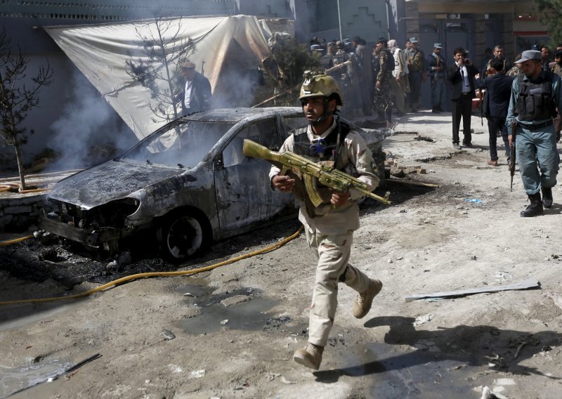 U sukobima u Afganistanu poginulo više od 50 policajaca