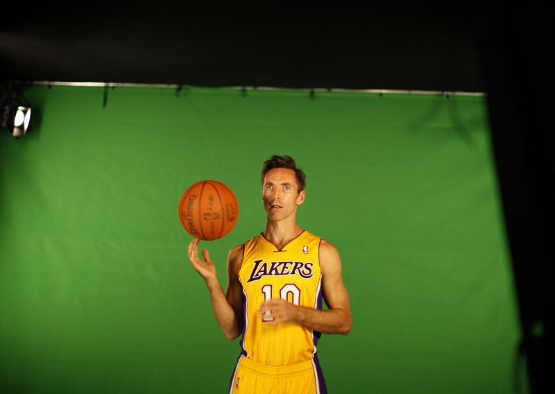 Steve Nash ostao bez 10 mil. dolara i nije mu žao!