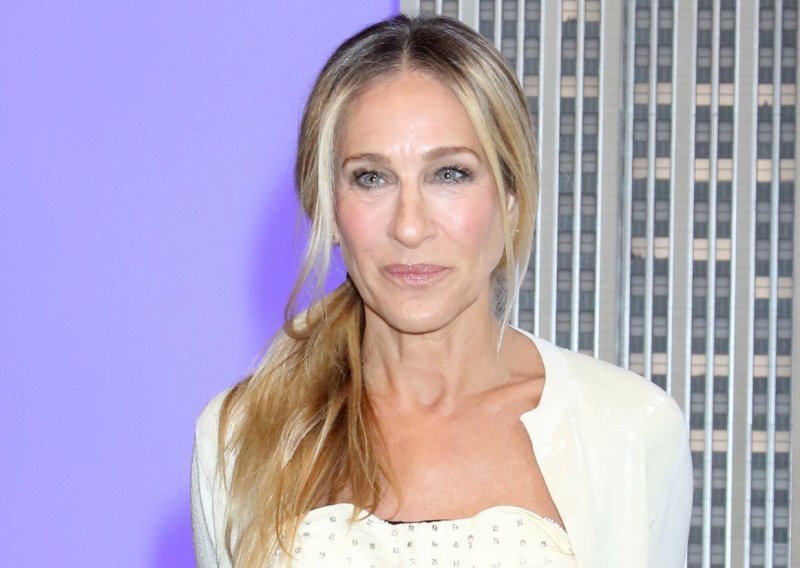 Sarah Jessica Parker odabrala torbu godine -  neodoljiv model koji se može nositi na više načina