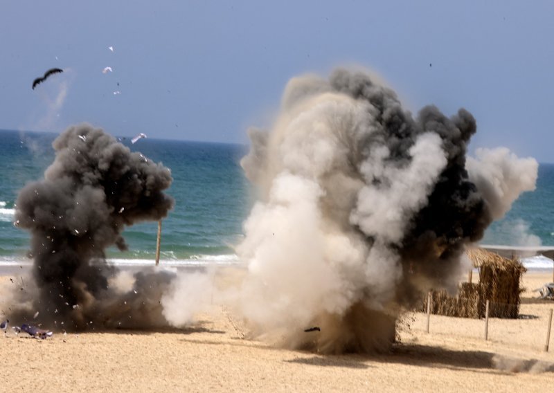 Na plaži kod Istanbula detonirali tridesetak granata