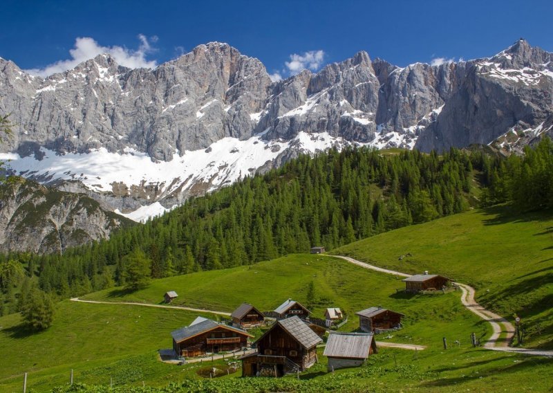 U samo nekoliko dana u švicarskim Alpama poginulo šestero alpinista