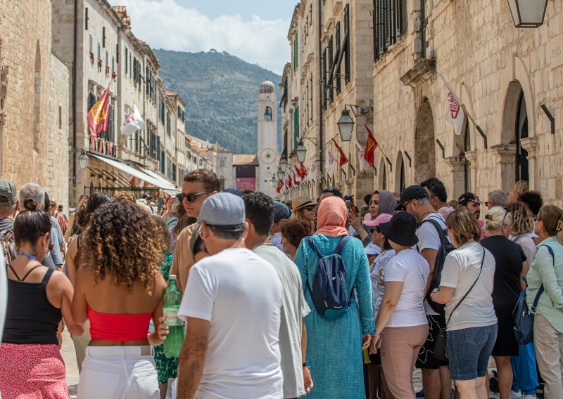 Masovni turizam kao bumerang: Hit destinacije više ne mogu podnijeti milijune gostiju
