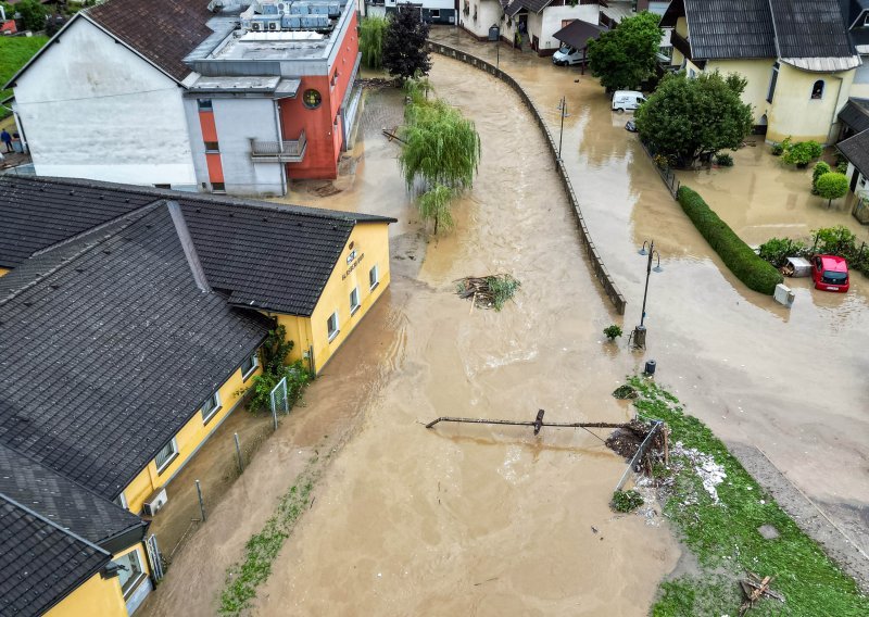 Šteta od poplava u Sloveniji najmanje 500 milijuna eura