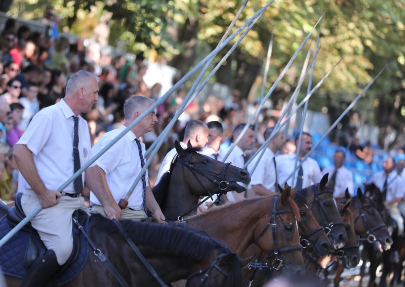 Počele su 308. alkarske svečanosti, sve je spremno za Sinjsku alku