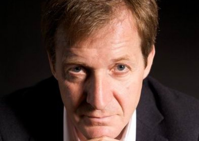 Kralj spina Alastair Campbell spašava Lagumdžiju