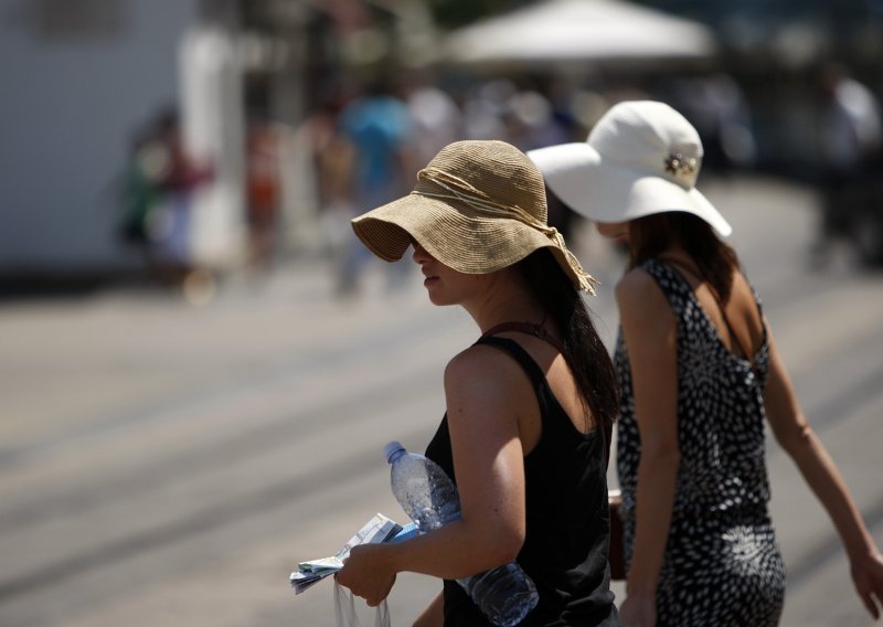 Vrućina ruši stare i mlade, zdrave i bolesne