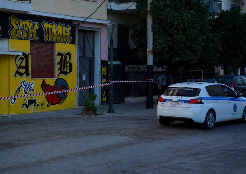 Mladić iz Hrvatske autobusom pokušao pobjeći iz Atene, uhićen je na granici