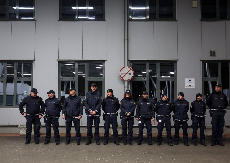 Zbog utakmice Hajduka i PAOK-a uveden poseban režim na granici