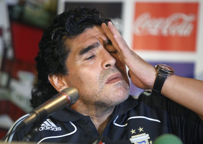 Maradona u pomoć pozvao samog Boga