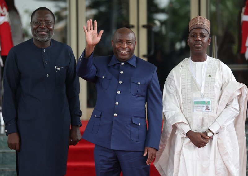 Samit ECOWAS-a o Nigeru: 'Vođe državnog udara moramo uvjeriti da odstupe s vlasti'