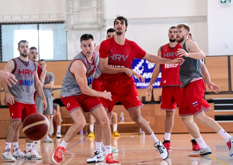 Hrvatski košarkaši u Istanbulu započinju borbu za plasman na Olimpijske igre u Parizu