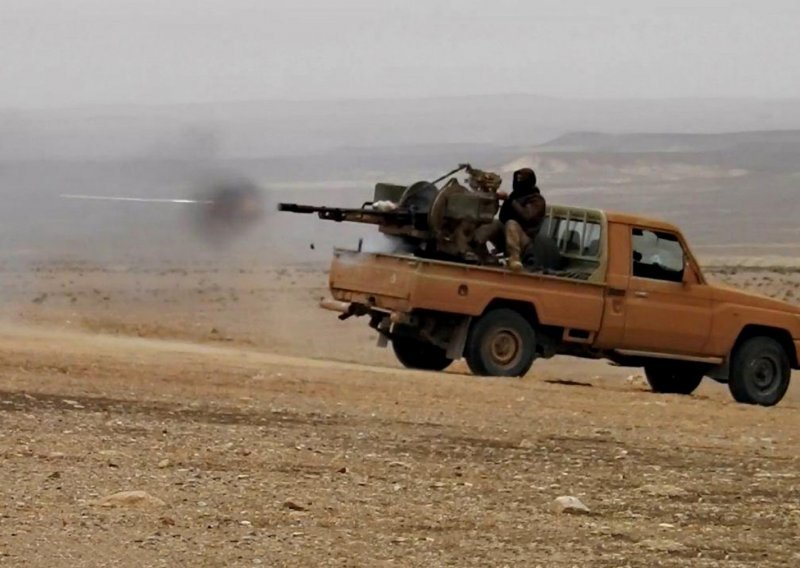 Militanti Islamske države napali sirijsku vojsku i ubili 23 vojnika