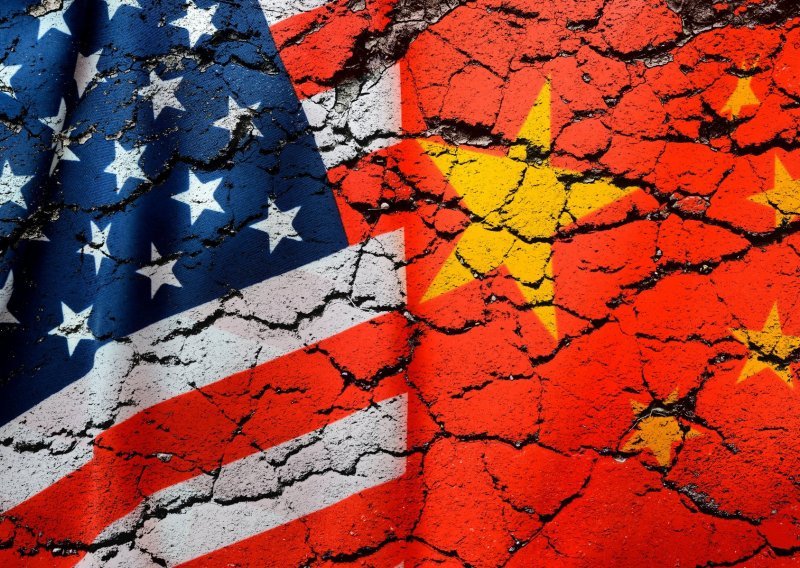 Kina troši milijarde američkih dolara na čipove za umjetnu inteligenciju