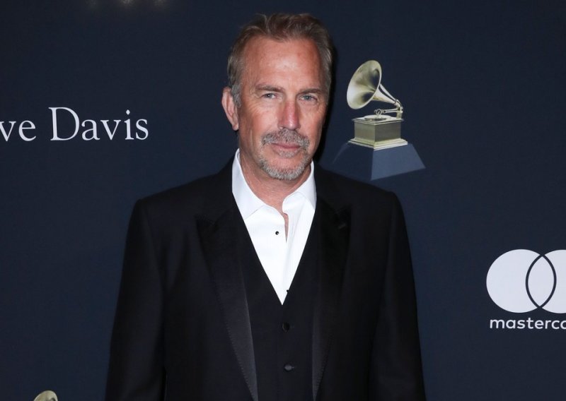 Kevin Costner dao svoje mišljenje o koncertu glazbenice o kojoj svi govore