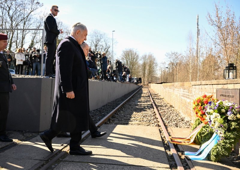 U Berlinu zapaljen dio spomenika deportiranim Židovima