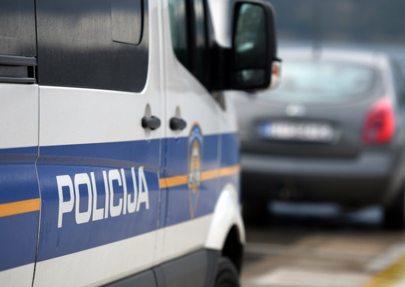 U sudaru triju vozila u Koprivnici ozlijeđene dvije osobe