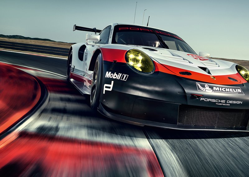 Porsche 911 RSR ima motor na krivom mjestu