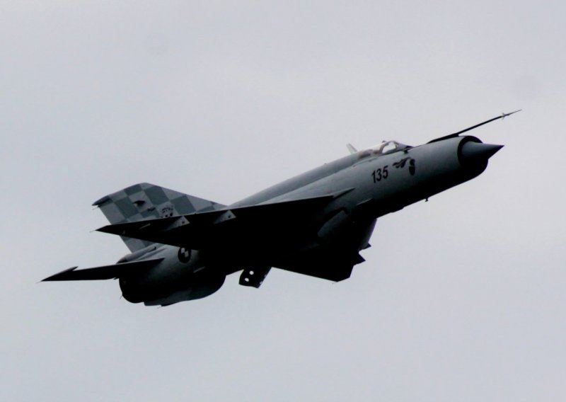 MiG-ovi u zraku - moguće probijanje zvučnog zida