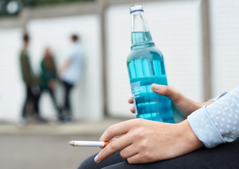 Pušenje u tinejdžerskoj dobi povezano s manjom moći mozga