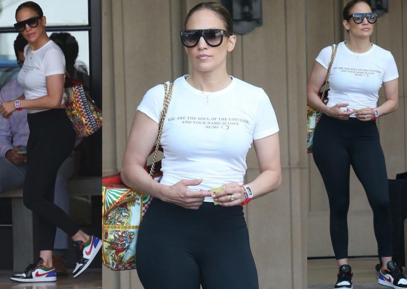 Sportsko izdanje: Jennifer Lopez u hit modelu tenisica privlačila poglede