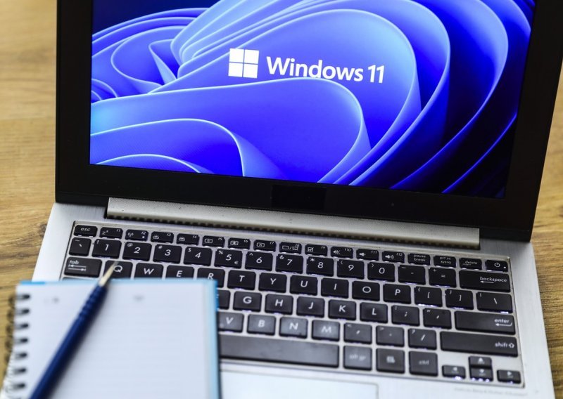 Kako uključiti tamni način rada u Windowsima 11? Ništa lakše