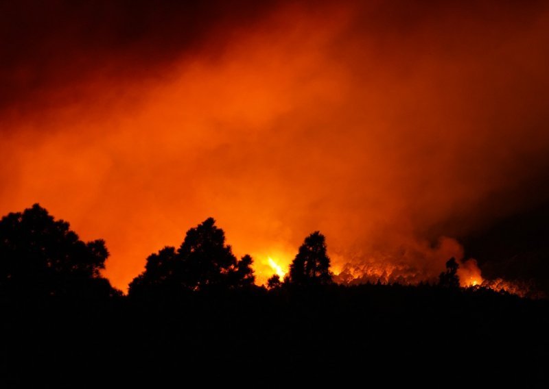 Požari u Kaliforniji odnijeli jedan život
