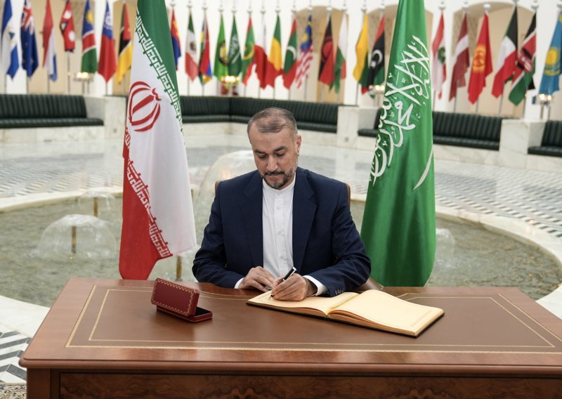 Iran želi pridonijeti 'jedinstvu islamskog svijeta' sa Saudijskom Arabijom