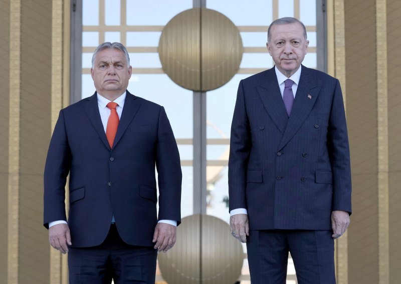 Erdogan u posjetu Mađarskoj, tamo su ovog vikenda i Vučić i Dodik