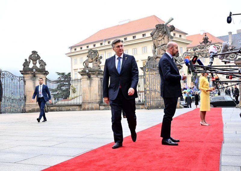 Plenković putuje u Atenu, stižu i čelnici Europske unije