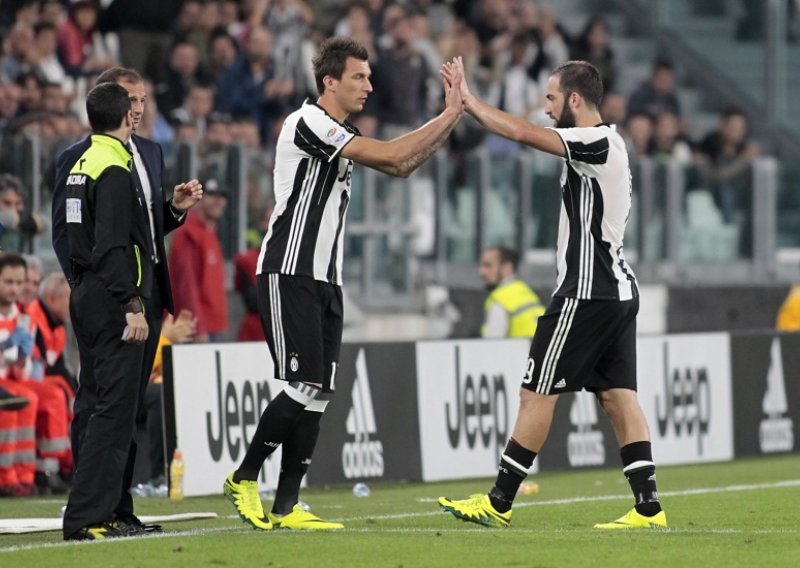 Juventus s Mandžom i Higuainom najbolji u ovom tisućljeću!