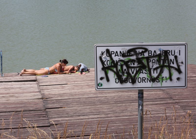 Zabranjeno je kupanje na osječkom jezeru Bajer, evo detalja