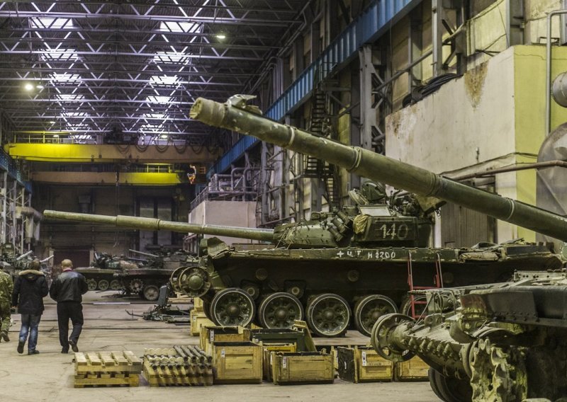 Rusi su u Ukrajini izgubili 2200 tenkova. Mogu li se vječno oslanjati na sovjetske zalihe?