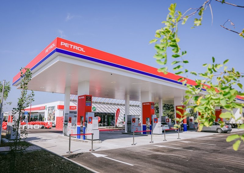 Grupa Petrol otvorila tri prodajna mjesta budućnosti i time postavlja novi standard strateških inovacija u pružanju jedinstvenog iskustva kupnje