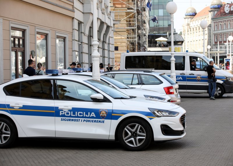 Zagrebački centar pun policije; raspoređeni zbog dolaska navijača Sparte iz Praga