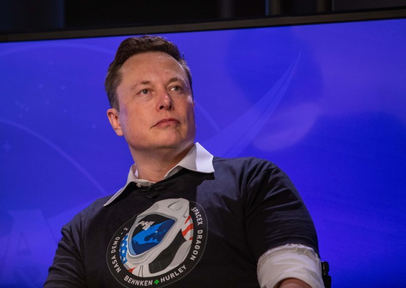 Elon Musk izviždan na turniru Valorant, gledatelji skandirali: 'Vrati nam Twitter'