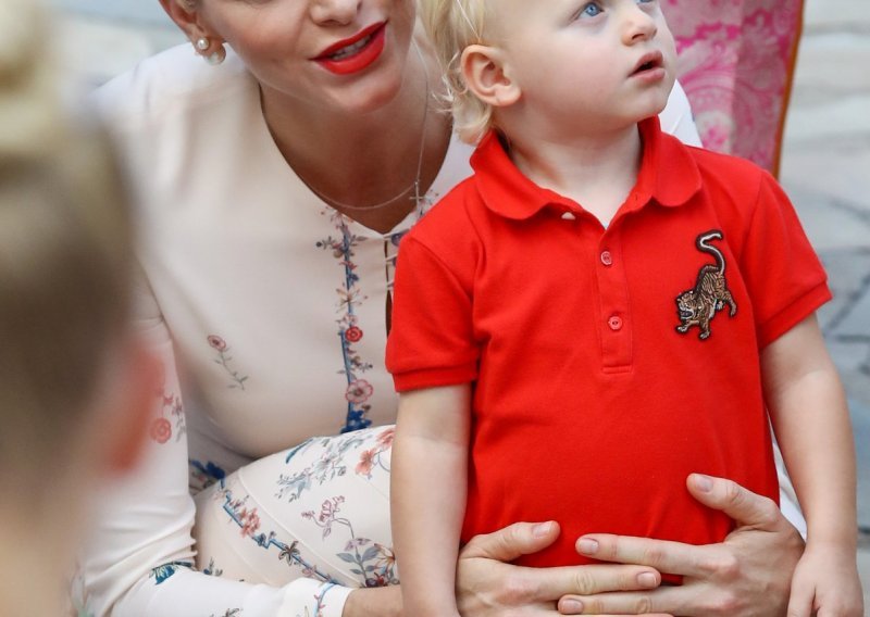 Djeca su izbrisala suze s lica monegaške princeze Charlene