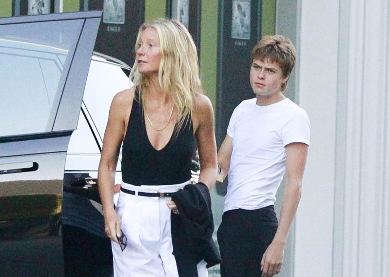 Gwyneth Paltrow više ne krije sijede: Prirodan izgled istaknula elegantnim izdanjem