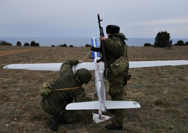 Njemačka tvrtka Rusima navodno prodavala dijelove za moćne dronove, šef uhićen