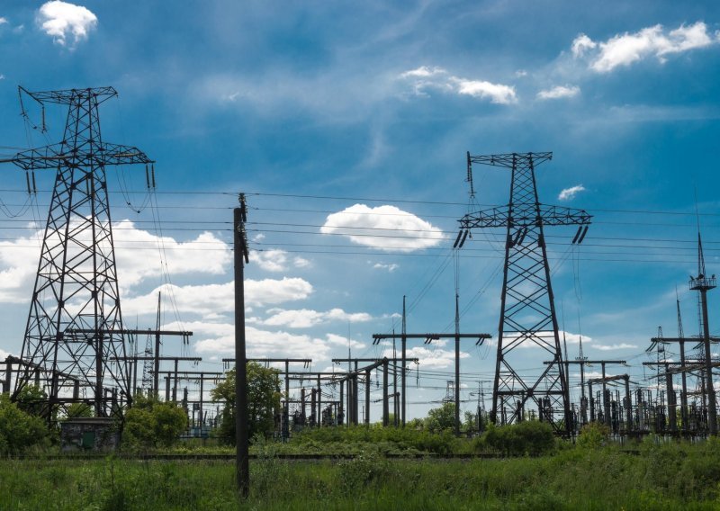 Skok potražnje za električnom energijom u Japanu zbog AI-ja i tvornica čipova