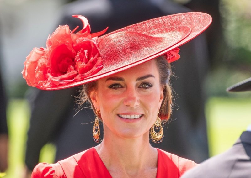 Hoće li Kate Middleton nastaviti tradiciju pokojne kraljice Elizabete II?
