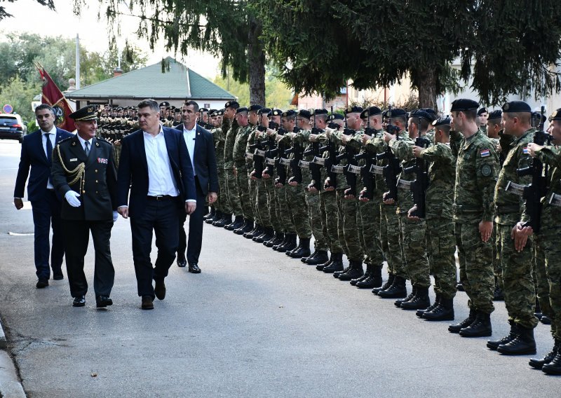 Milanović: Učinit ćemo sve da motiviramo mlade za vojsku