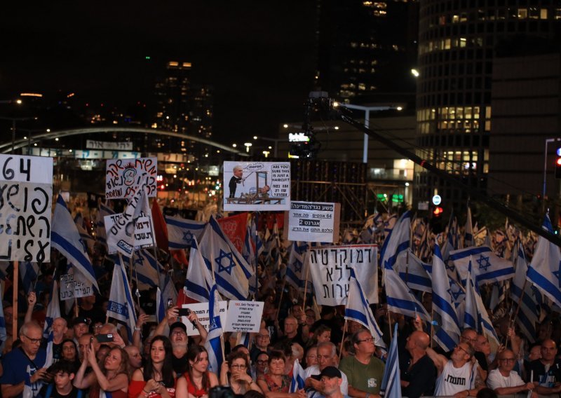 Deseci tisuća ljudi na novom prosvjedu protiv izraelske vlade