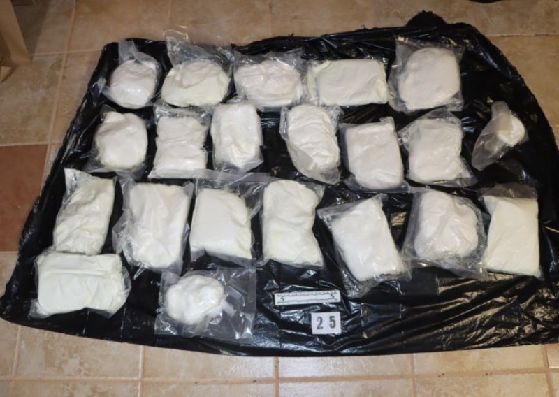 Policija u Zagrebu zaplijenila 20 kg amfetamina