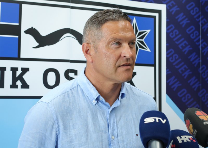 Sportski direktor Osijeka je nakon derbija svašta izgovorio: Sram ih može biti!