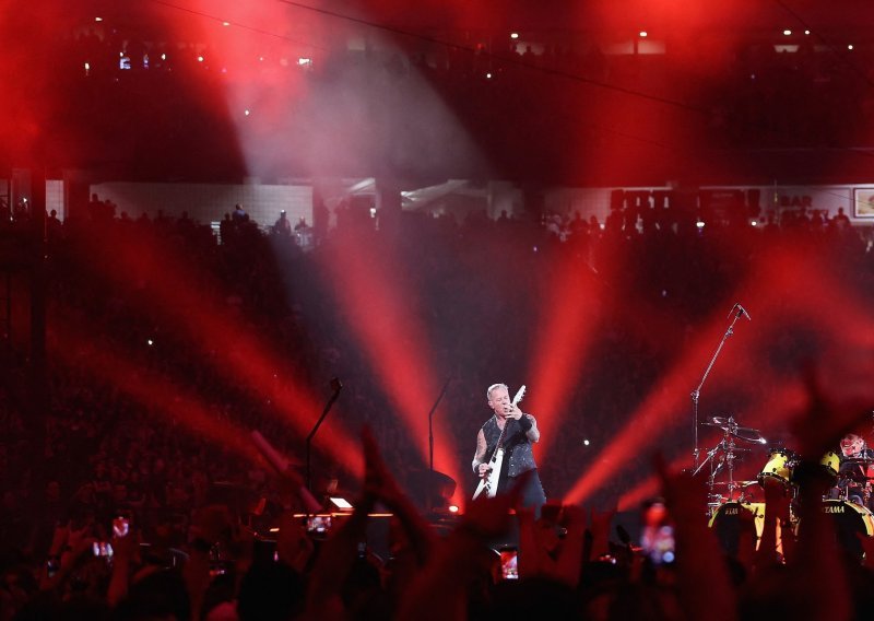 U problemima: Metallica otkazala koncert jer je James Hetfield pozitivan na covid